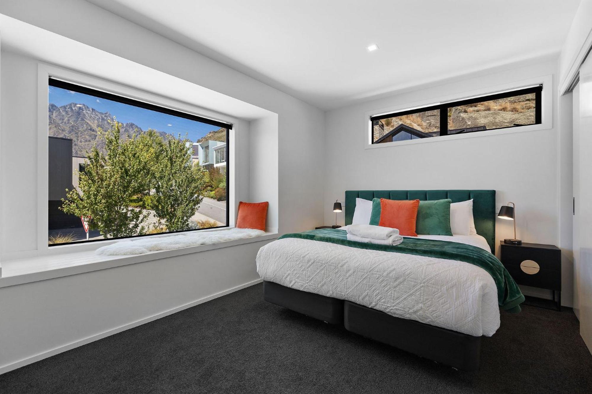 Homestead Retreat - 2 Bedroom - Lake View Queenstown Kültér fotó
