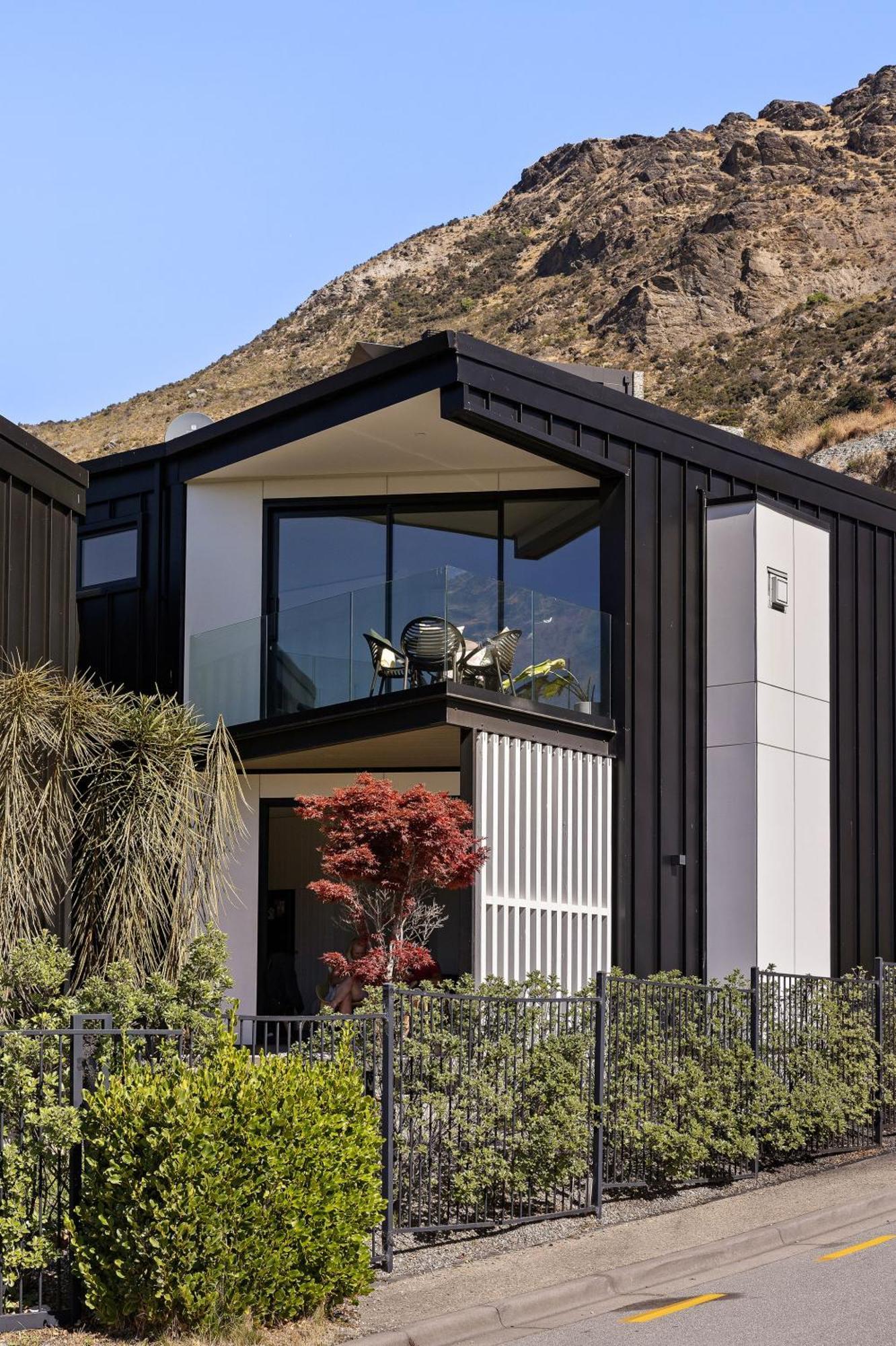 Homestead Retreat - 2 Bedroom - Lake View Queenstown Kültér fotó