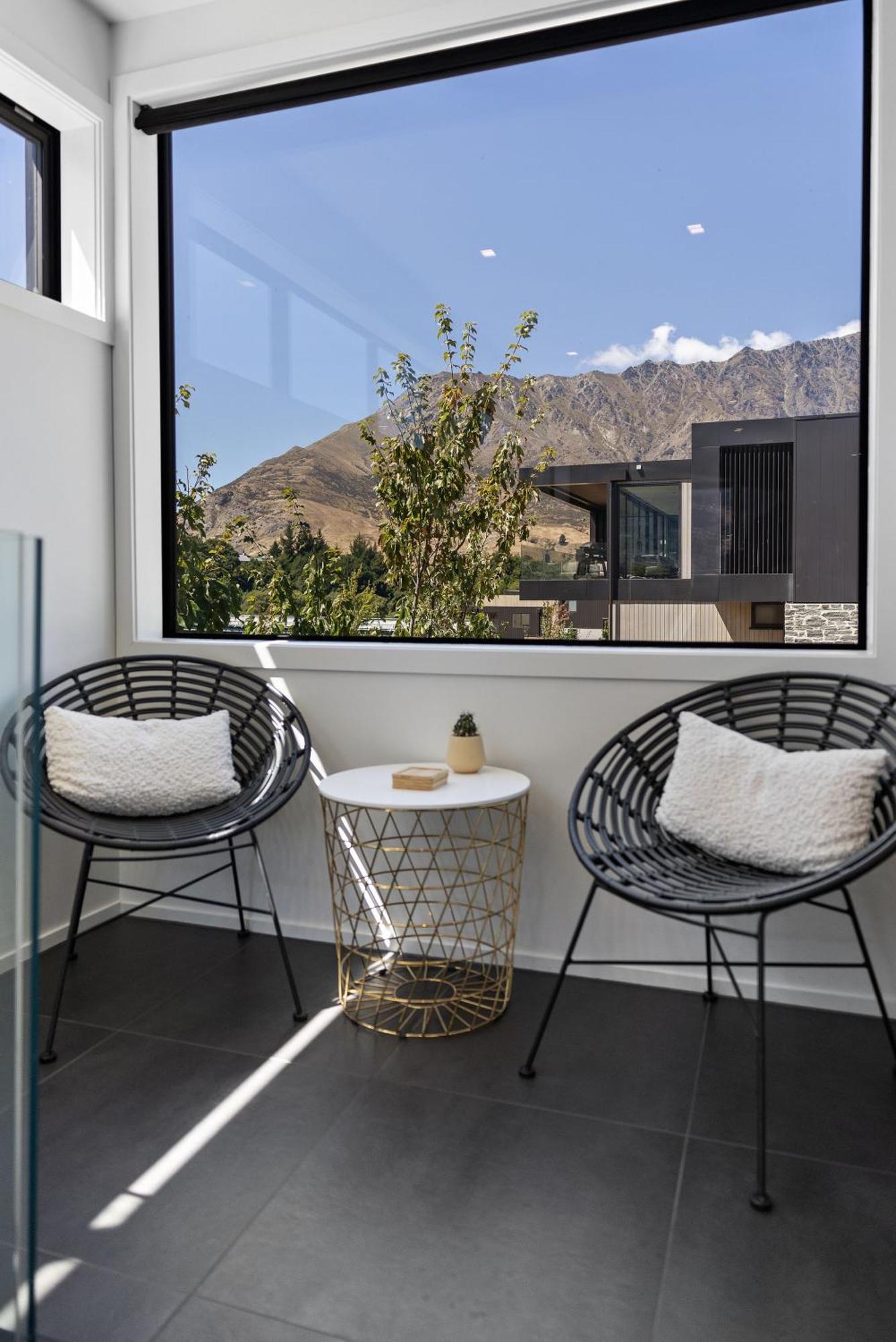 Homestead Retreat - 2 Bedroom - Lake View Queenstown Kültér fotó